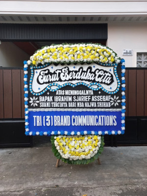 Papan Bunga Duka di Pendoworejo